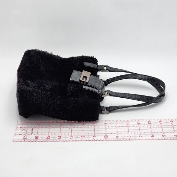 Guess Vintage Y2K Black Sherpa Fuzzy Mini Tote Handbag HTF - Picture 10 of 10